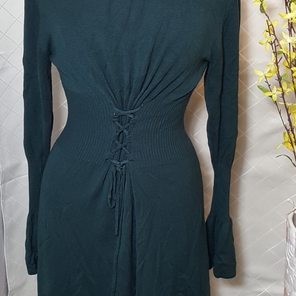 Express women's dress - Picture 8 of 8